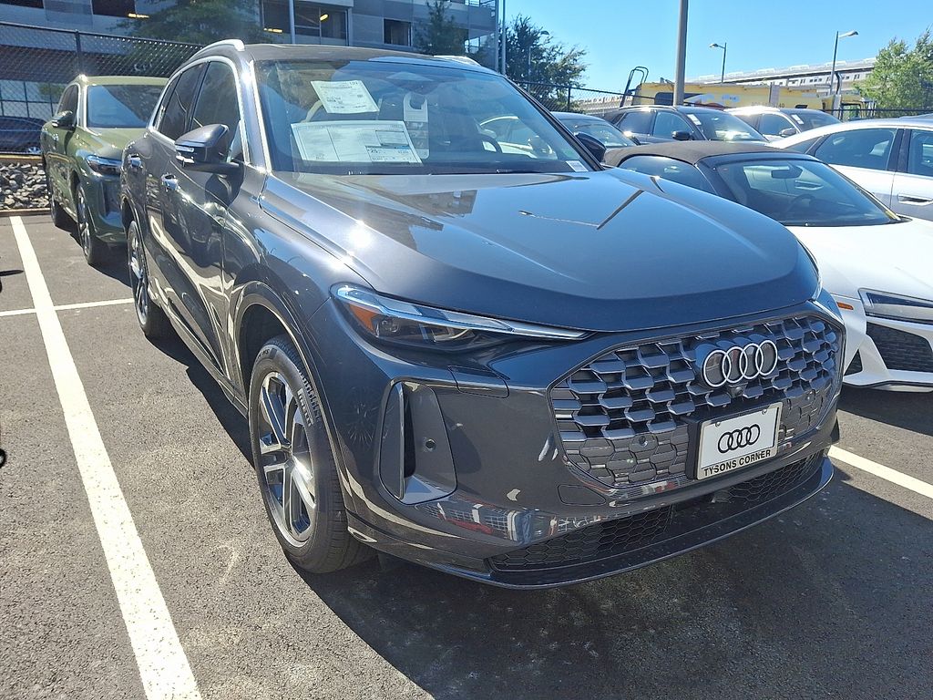 Thumbnail: 2025 Audi Q5 - 3