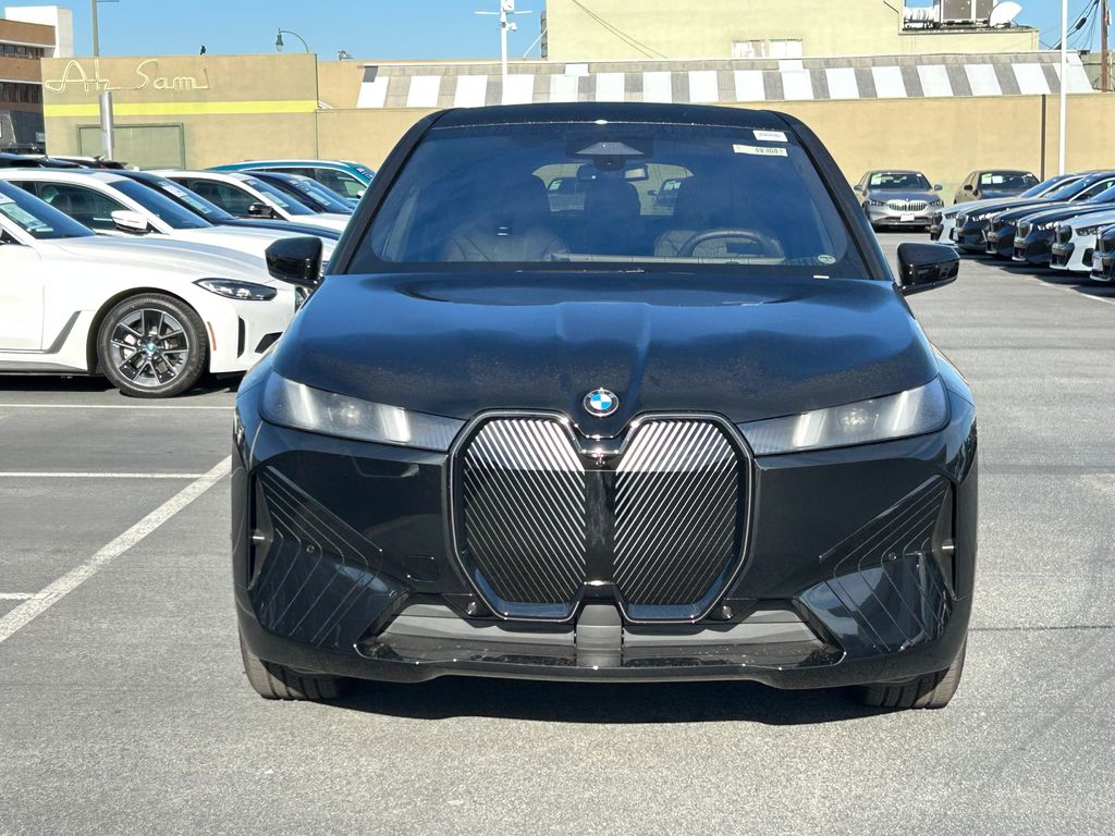 Thumbnail: 2026 BMW iX - 8