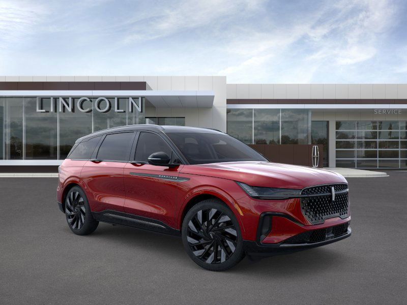 Thumbnail: 2026 Lincoln Nautilus - 7