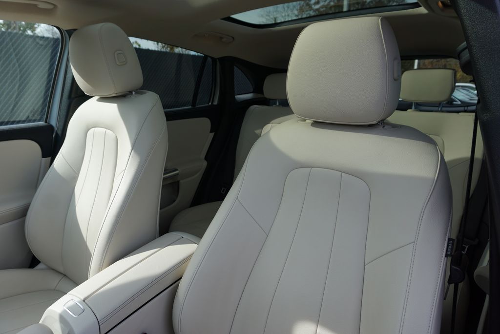 Thumbnail: 2021 Mercedes-Benz GLA - 11