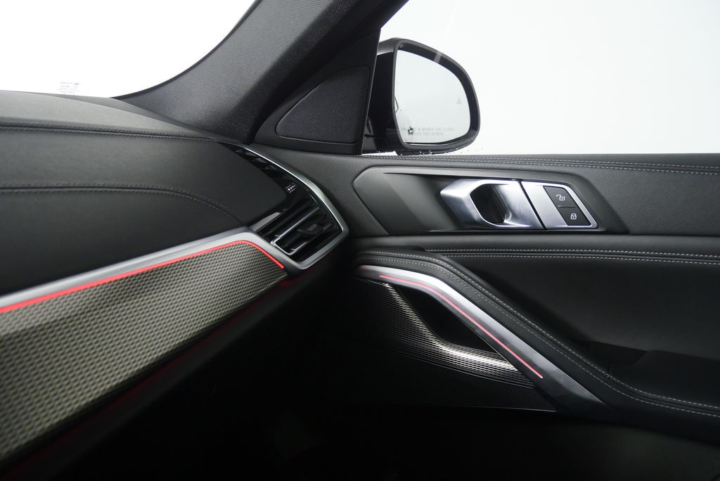 Thumbnail: 2023 BMW X6 - 28