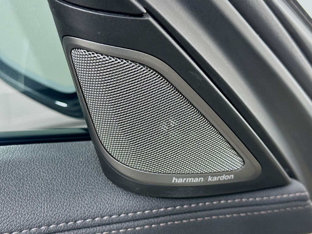 Thumbnail: 2020 BMW 7 Series - 19