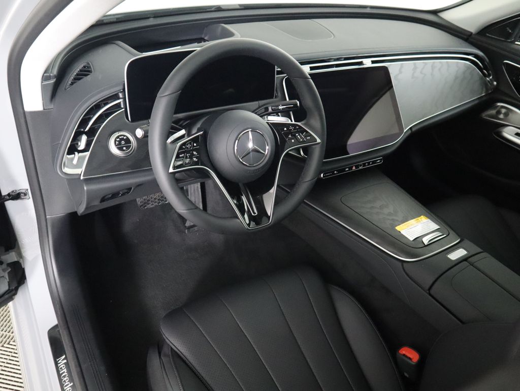 Thumbnail: 2026 Mercedes-Benz E-Class - 10