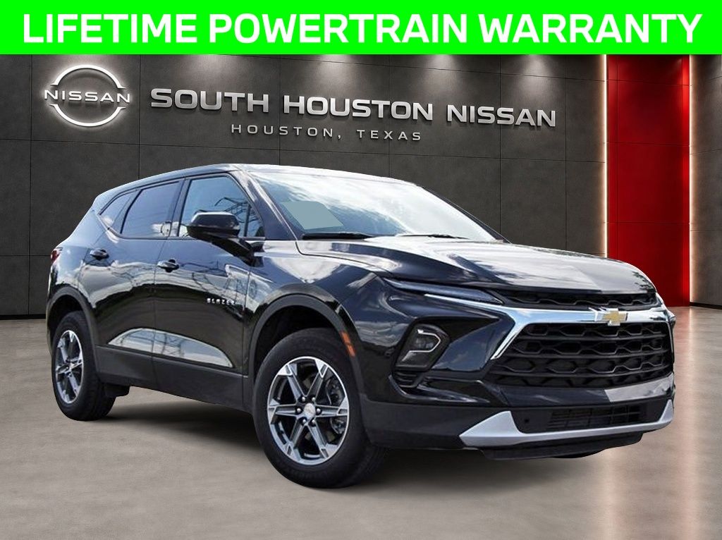Black 2025 Chevrolet Blazer SUV / Crossover All-Wheel Drive 9-Speed Automatic Overdrive