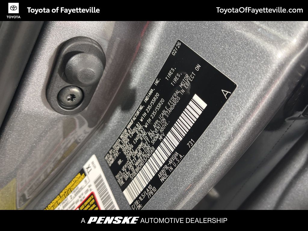 Thumbnail: 2026 Toyota Highlander - 27