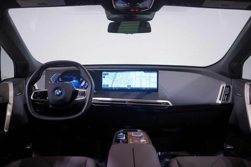 2023 BMW iX xDrive50 10