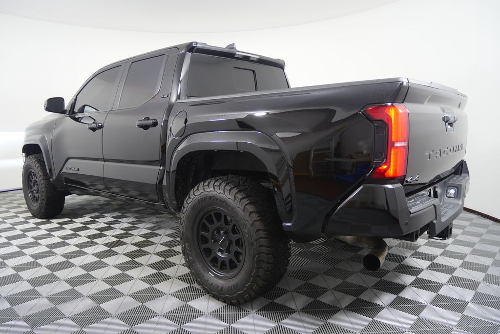 Thumbnail: 2024 Toyota Tacoma - 6