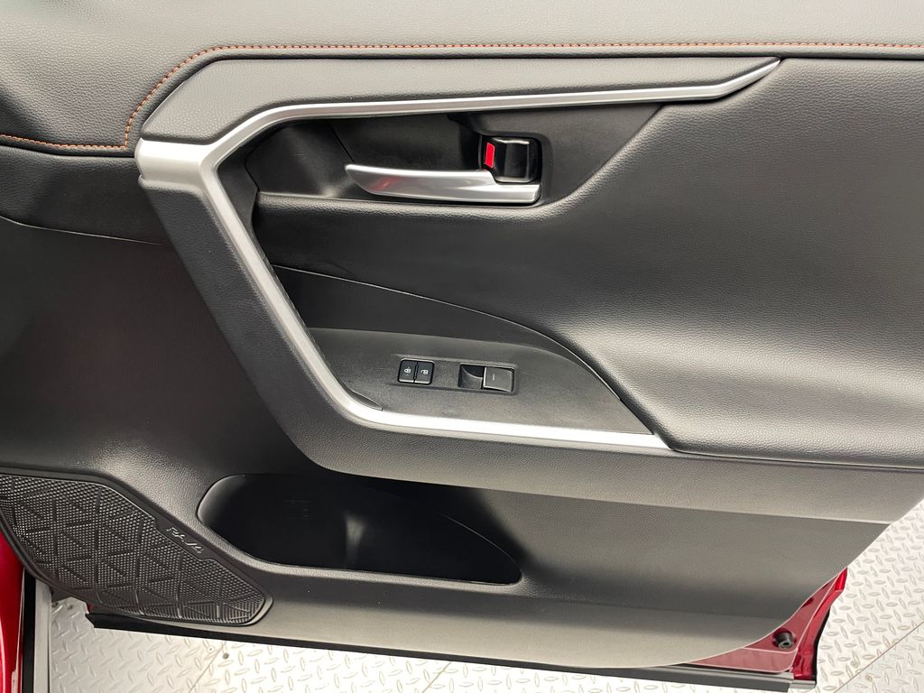 2023 Toyota RAV4 Adventure 16
