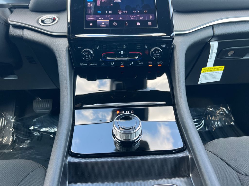 New Car 2025 Jeep Grand Cherokee  Laredo X For Sale Under $50,000 In Austin, Texas