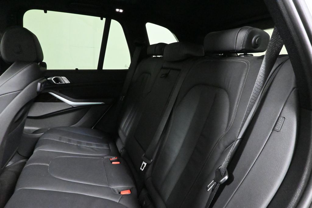 Thumbnail: 2020 BMW X5 - 5