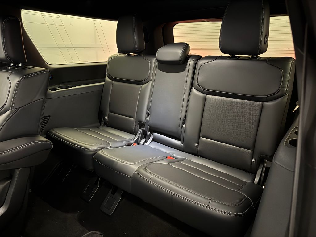 New 2026 Gray Ford Platinum image 13