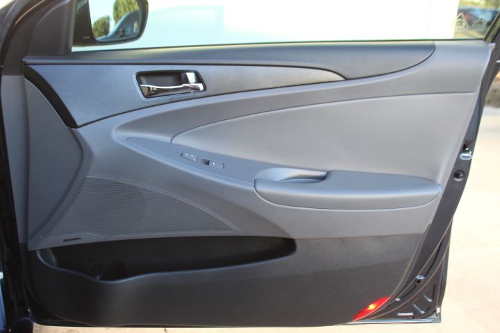 Used Car 2013 Hyundai Sonata  Se For Sale Under $10,000 In Georgetown, Texas