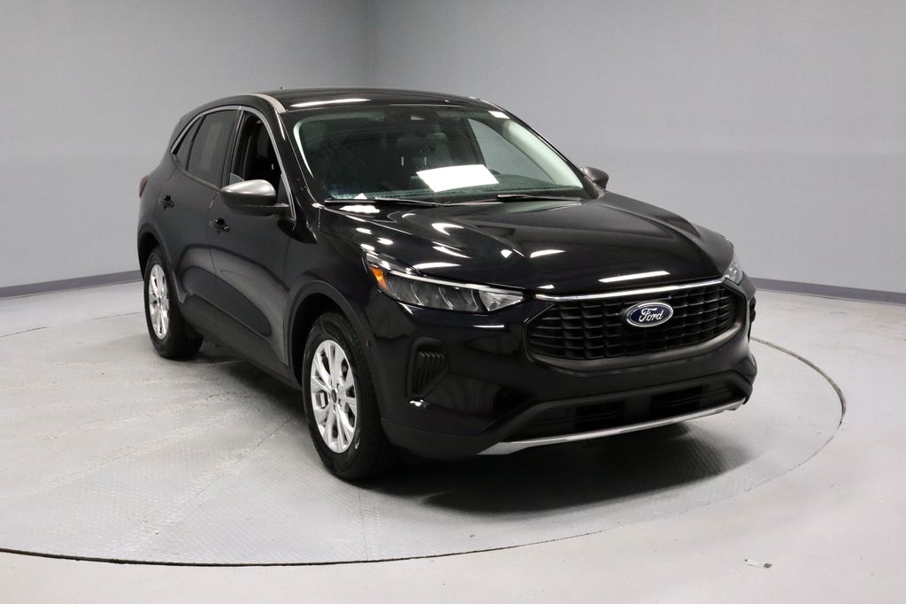 Agate Black Metallic 2024 Ford Escape SUV / Crossover Front-Wheel Drive 8-Speed Automatic