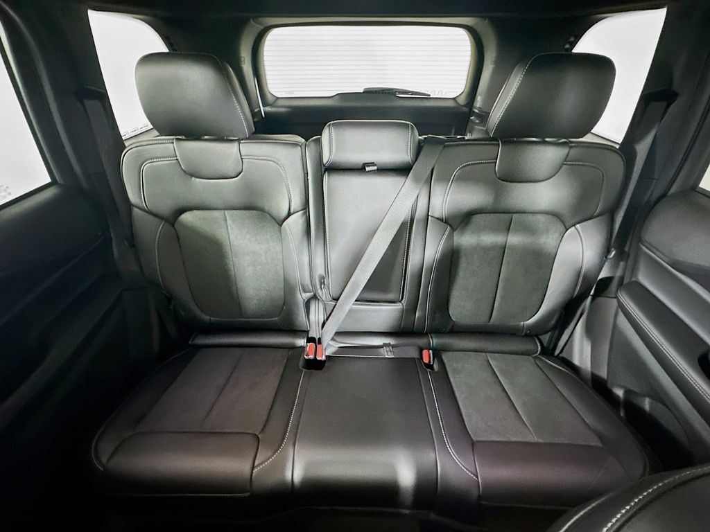 New 2025 White Jeep Altitude X image 10