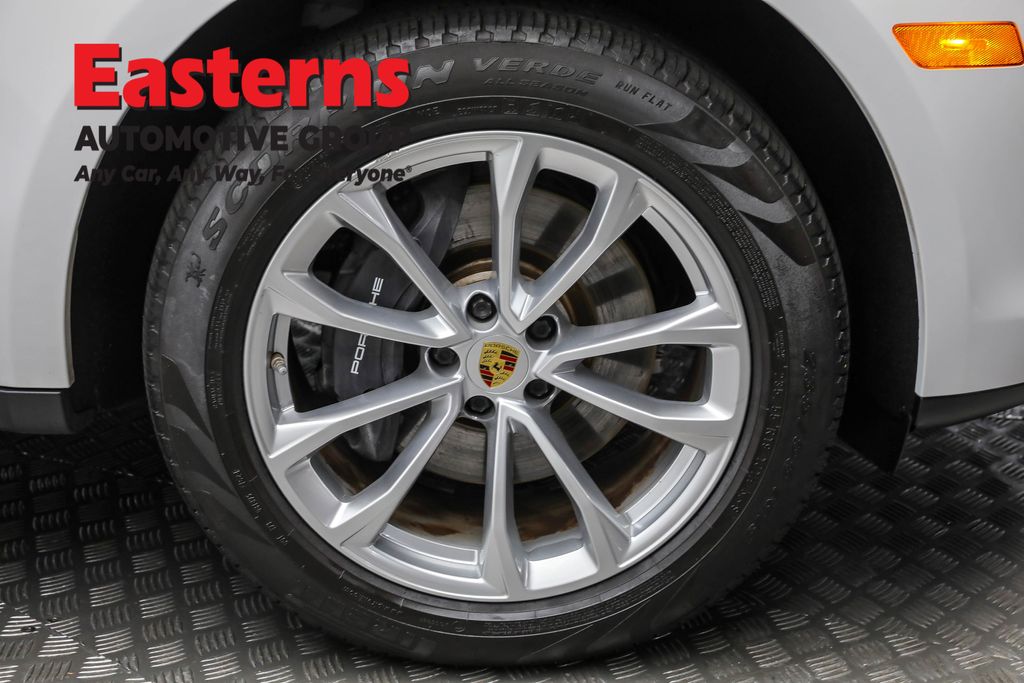 Used 2023 White Porsche T image 32