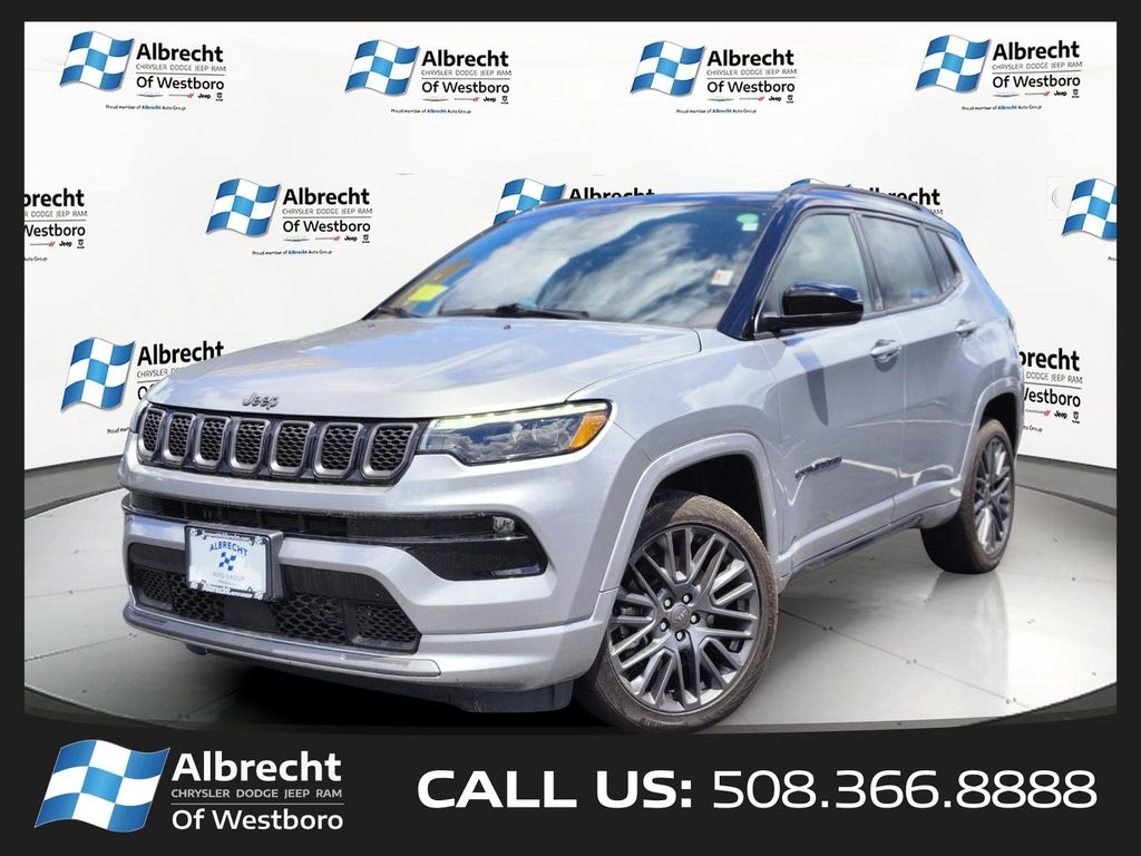 Billet Silver Metallic Clearcoat 2023 Jeep Compass SUV / Crossover Four-Wheel Drive 8-Speed Automatic
