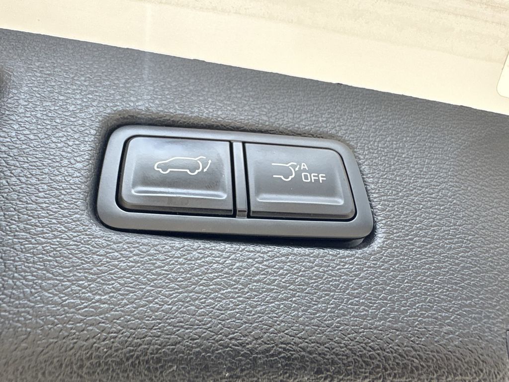 2023 Kia Telluride EX White at Community Kia