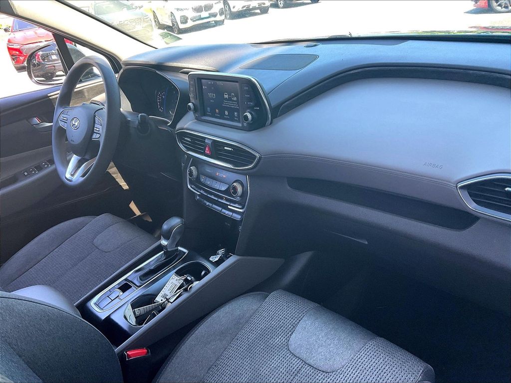 2020 Hyundai Santa Fe — photo 13