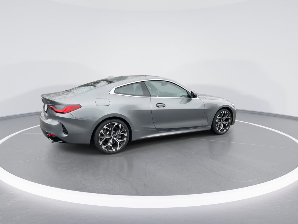 Thumbnail: 2026 BMW 4 Series - 8