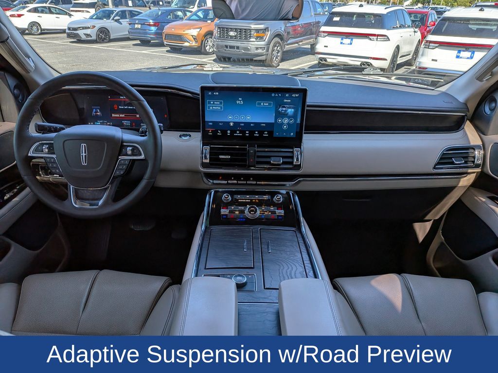 2022 Lincoln Navigator Standard