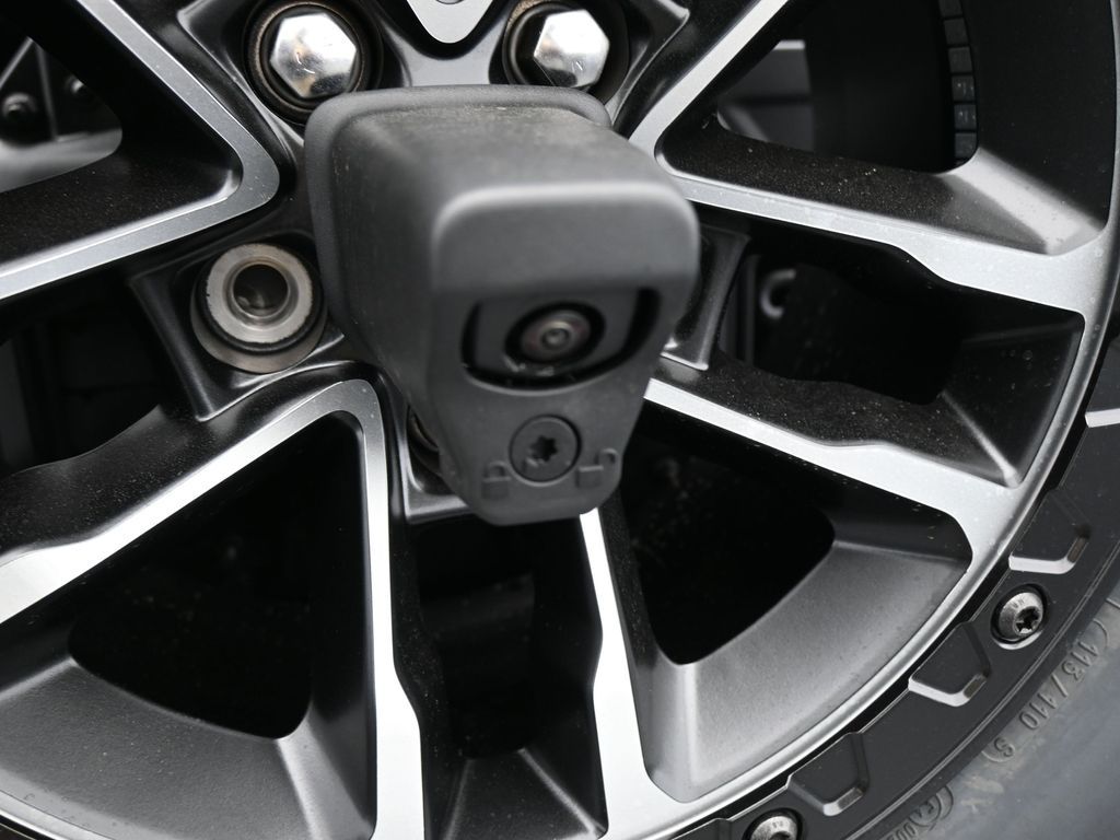 New 2026 Black Clearcoat Jeep Rubicon X image 32