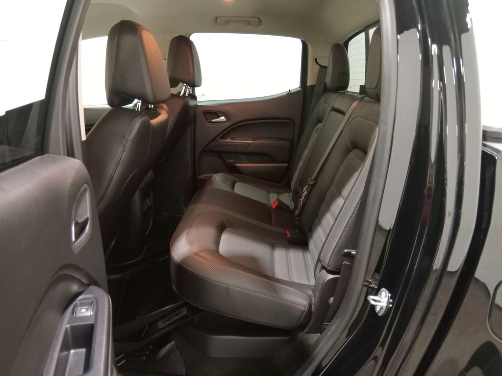 2017 GMC Canyon SLE