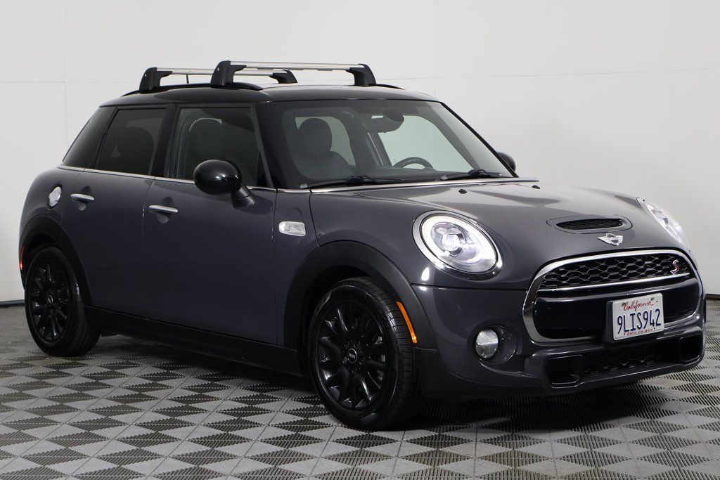 Thumbnail: 2017 MINI Cooper - 3