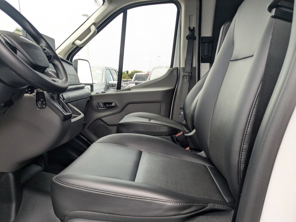 2025 Ford Transit-250 Cargo Van 