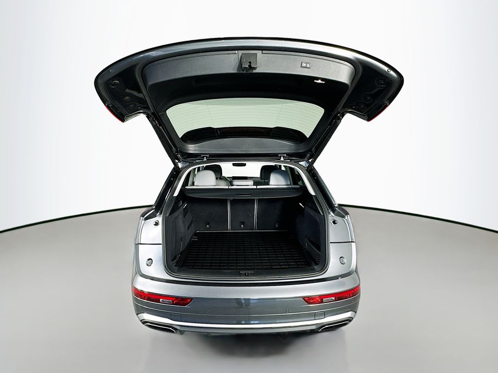 AudiQ530