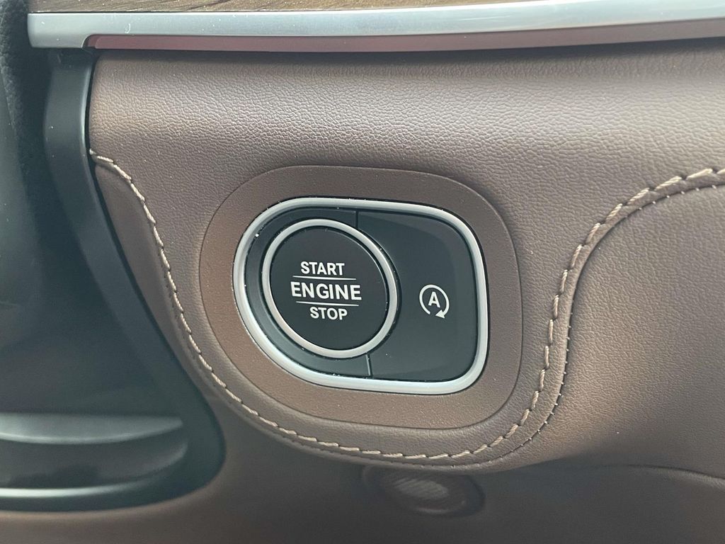 Used 2024 Gray Mercedes-Benz GLE 53 AMG® image 31