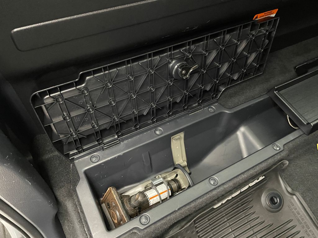 Thumbnail: 2019 Toyota Tacoma - 25