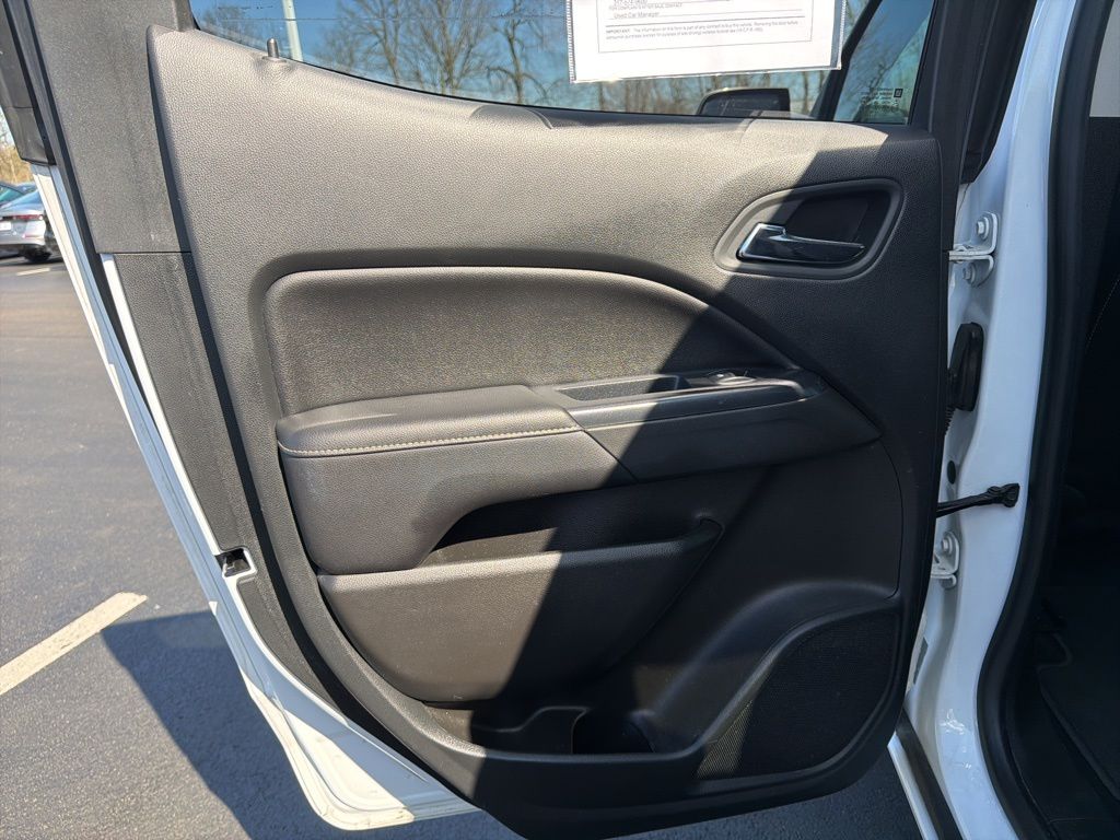 Thumbnail: 2019 GMC Canyon - 19