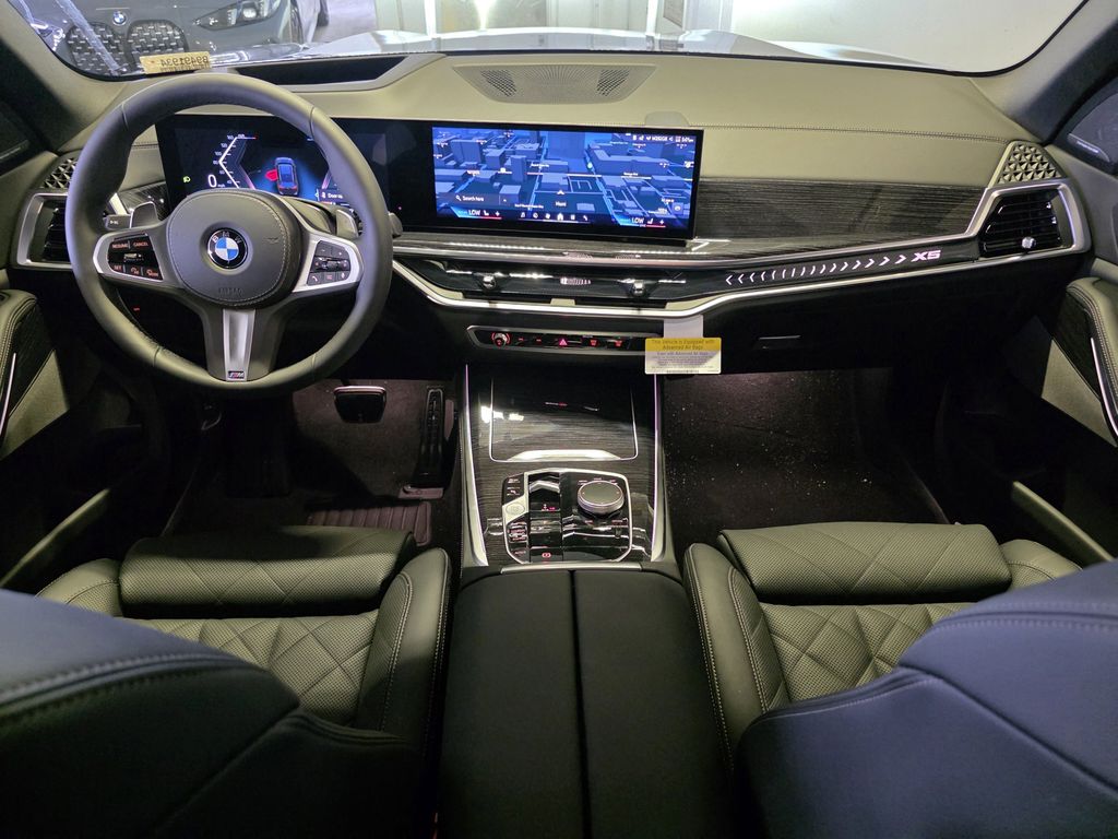 New 2026 Dk. BMW sDrive40i image 8