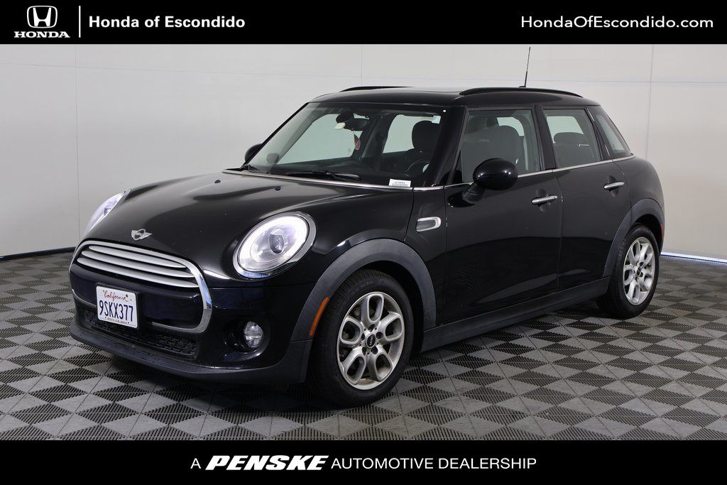 2015 MINI Cooper Base -
                  Escondido, CA