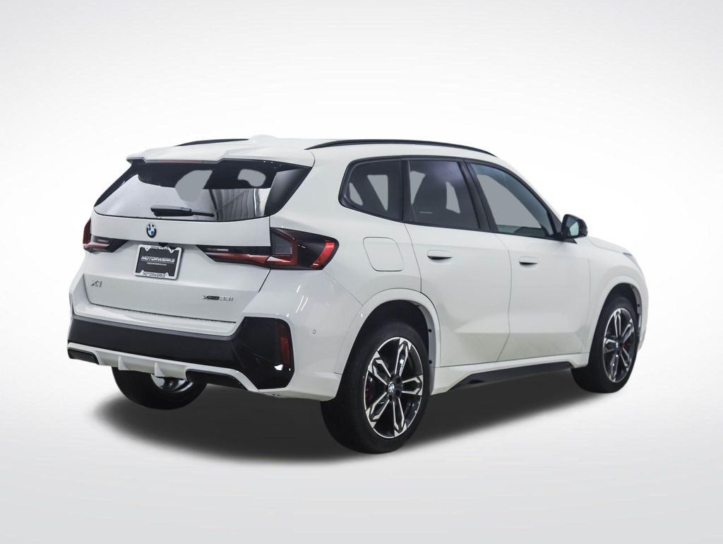 Thumbnail: 2026 BMW X1 - 5