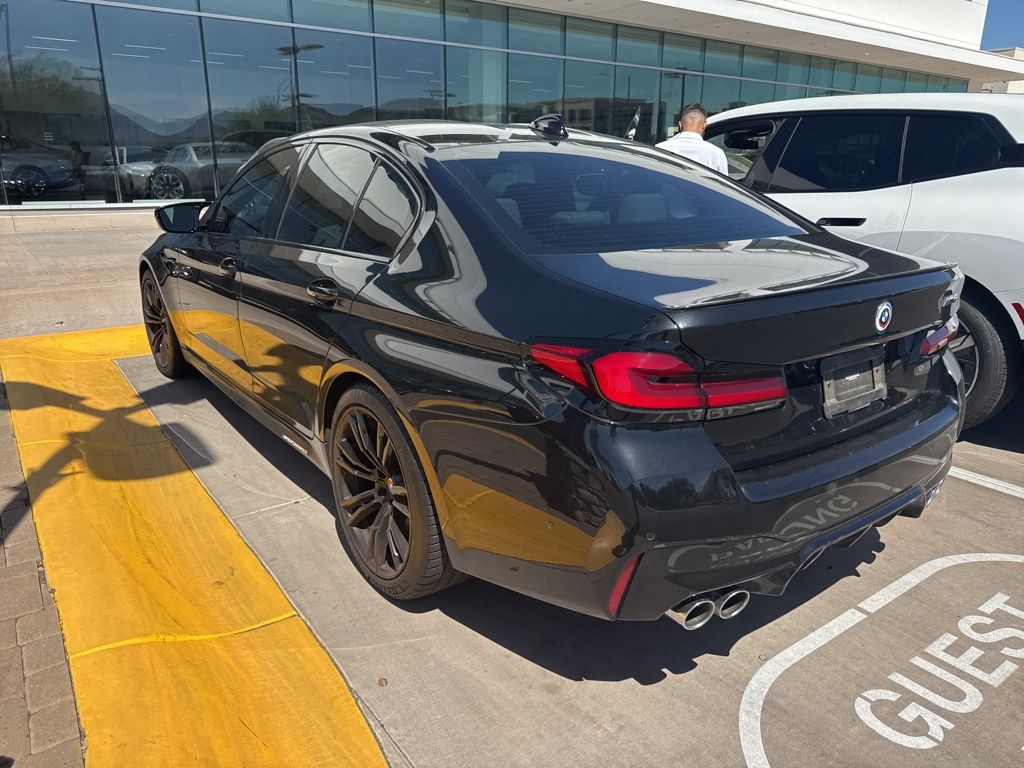 Thumbnail: 2022 BMW M5 - 4
