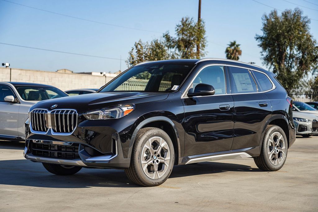 2025 BMW X1 xDrive28i 5