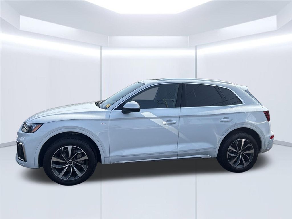 Thumbnail: 2023 Audi Q5 - 2