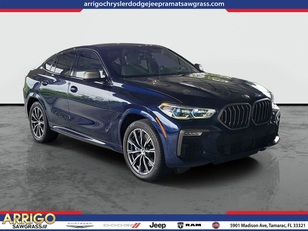 2021 BMW X6 M50i