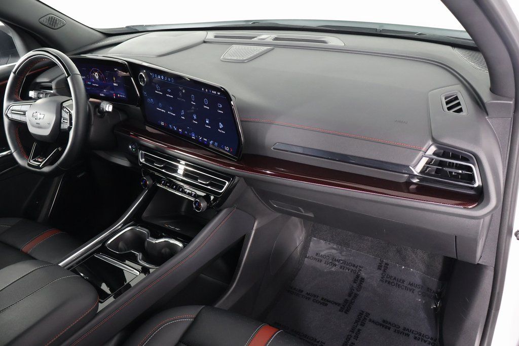 Thumbnail: 2025 Chevrolet Traverse - 8