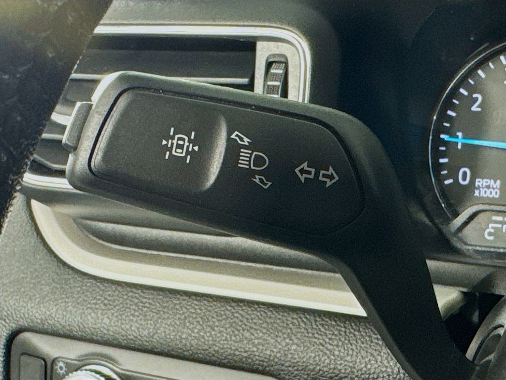 Used Car 2021 Ford Explorer  Xlt For Sale Under $25,000 In Austin, Texas