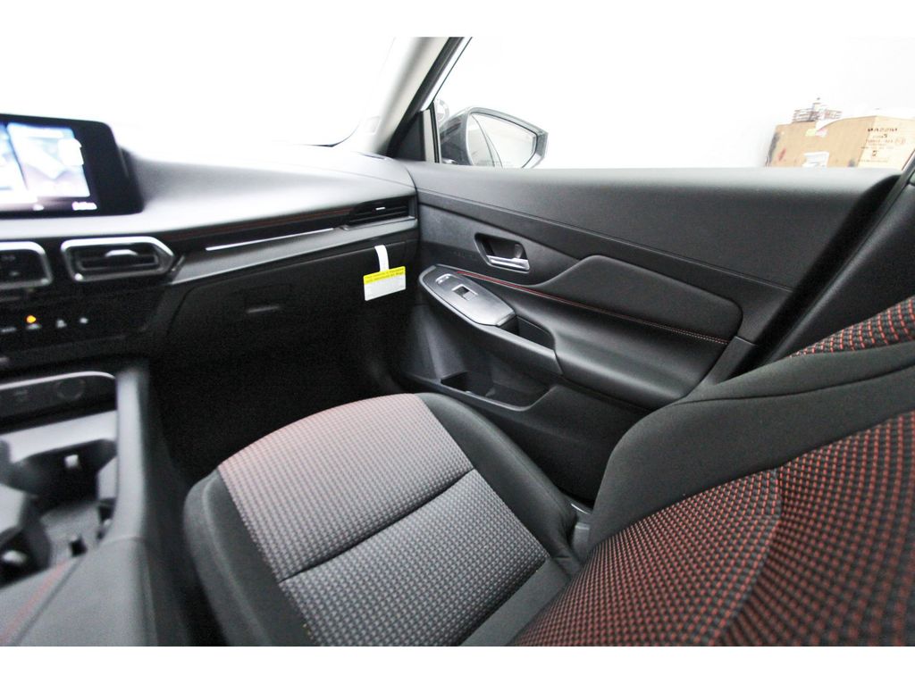 2026 Nissan Sentra SR - 7