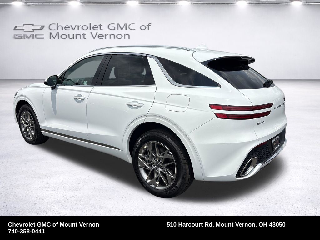 2025 Genesis GV70 2.5T - Image 3