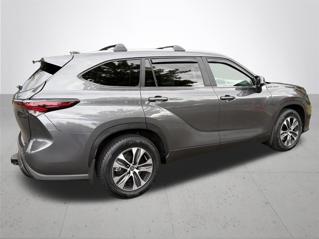 2024 Toyota Highlander Hybrid XLE
