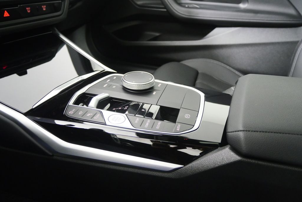 Thumbnail: 2024 BMW 2 Series - 24