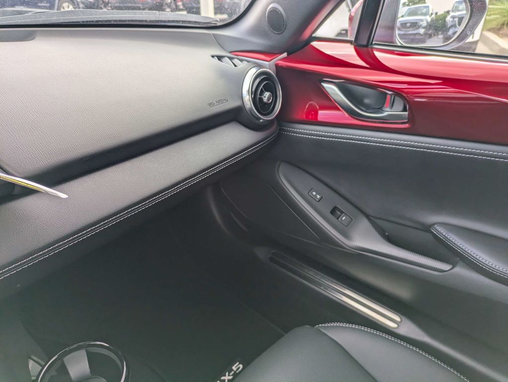 2026 Mazda MX-5 Miata RF Grand Touring