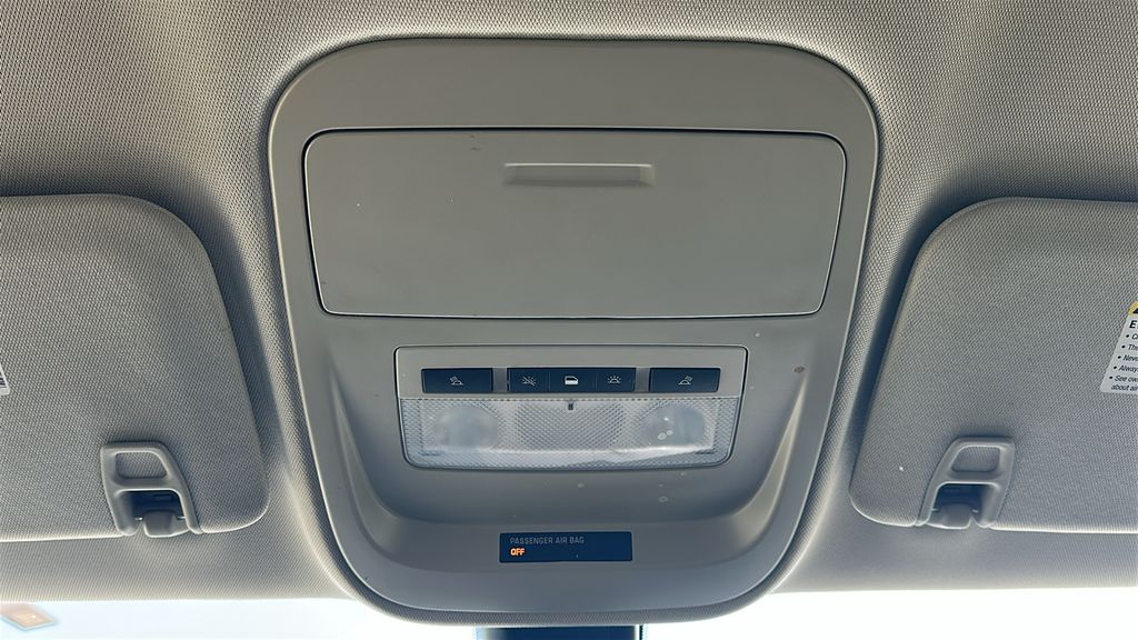 2021 GMC Canyon AT4 w/Leather White at AutoSavvy Houston Southwest