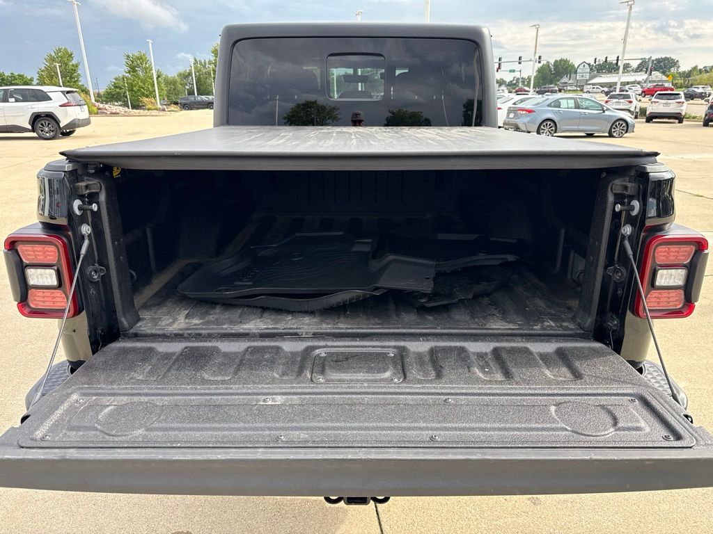 Used 2021 Jeep Gladiator Truck