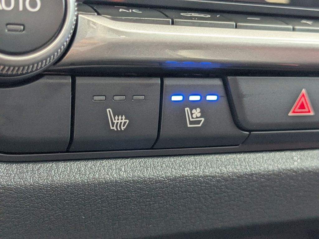 2026 Mazda CX-50 Hybrid Premium