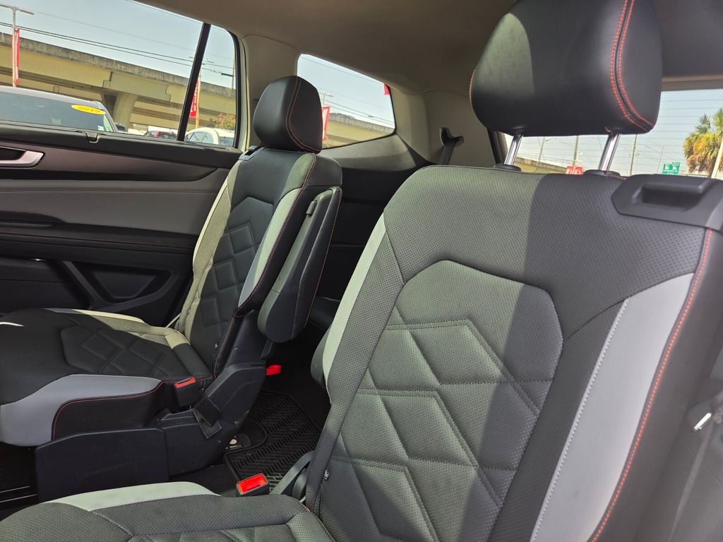 Used 2024 Volkswagen Atlas SUV